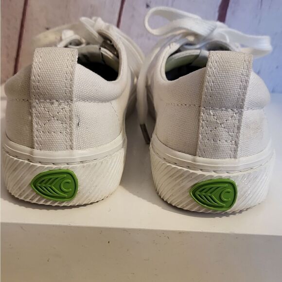 Cariuma Rio Brazil "OCA Low" White Canvas Sneakers Wmns 6/EU 36.5 $85 - Picture 4 of 11